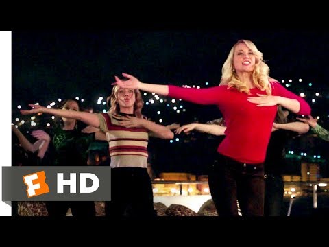 Pitch Perfect 3 (2017) - Toxic Fight Scene (8/10) | Movieclips