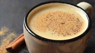 The California Bay Laurel Tree: Harvesting and Preparing Bay Nuts