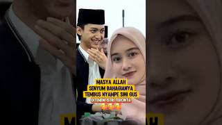 Download lagu Bahagia Selalu Gus Azmi dan Ning Khansa #shorts mp3