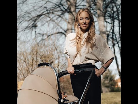 ✅  Díky mateřství je ještě víc sexy: Kate Matl vyrazila na procházku s dcerkou