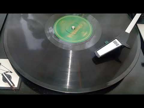 За гитарный перебор -  Petr Lescenco Acompaniat de Orchestra Columbia. London Columbia 1935 78 rpm