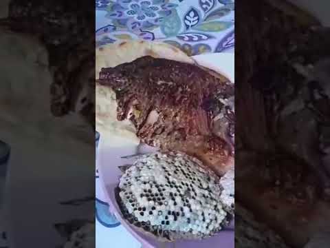 aqui disfrutando una comidaaa