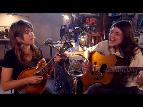 Mama's Broke - Just Pick One (Live at Ear Trumpet Labs)