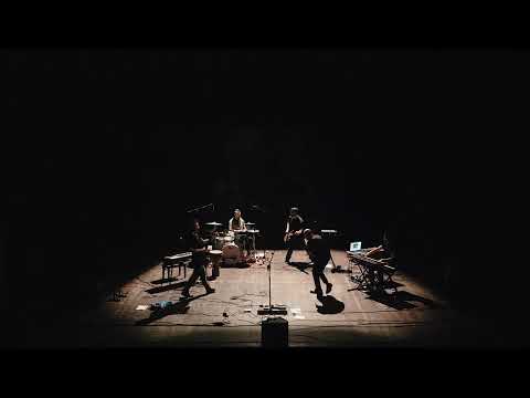 Cane sulla Luna - Dateci le brioches (live @ Teatro Manini)