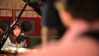 Keiner mag Faustmann. | Eigentlich (Live im Waschsalon)