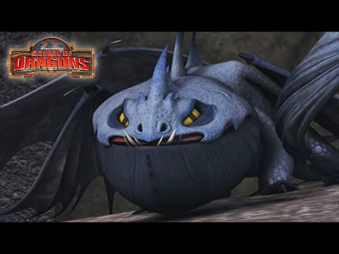 SMOTHERING SMOKEBREATH - School of Dragons