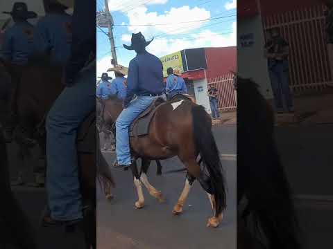 mas um pouco da cavalgada na expo monte em monte alegre de minas mg dia 21 /04