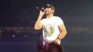 Luke Bryan - All My Friends Say  (San Antonio Tx, 2015)