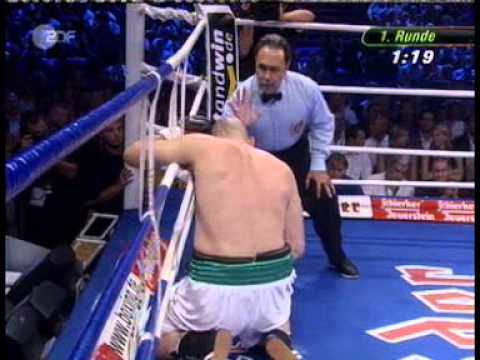 Wladimir Klitschko Vs  Fabio Eduardo Moli 30 08 2003