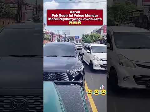 Salut, paksa mundur mobil pejabat lawan arah #trending #variolovers #trendingshorts #lucu #amazing