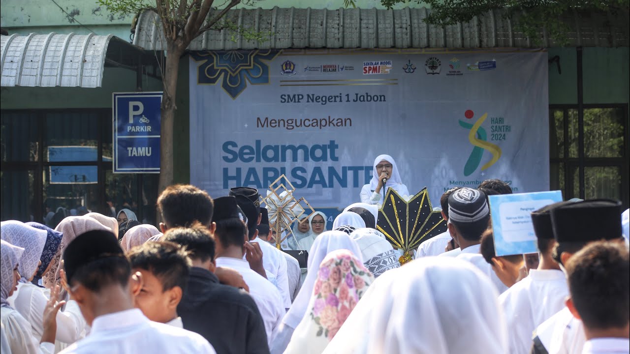 Peringatan Hari Santri Nasional di SMP Negeri 1 Jabon