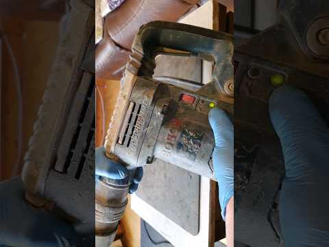 The lights are on but nobody's home #powertools #repair #bosch #trending