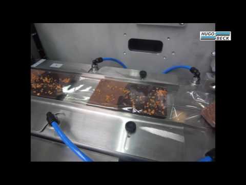 Verpacken von Schokolade in Flowpacks