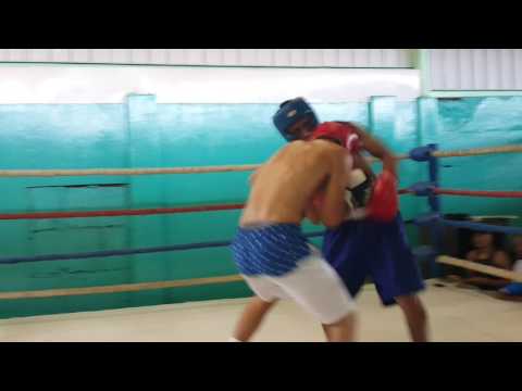 Video: Rommel Caballero guanteo en Managua con Ricardo Blandón