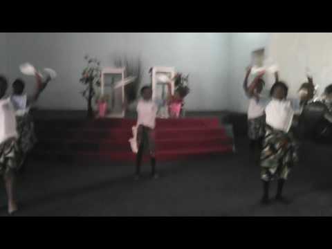 Lyn Mary chorégraphie par les Sentinelles