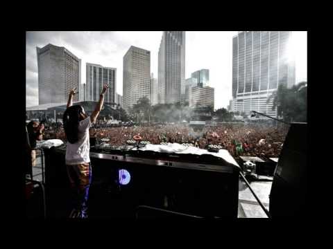 Steve Aoki - Live at Ultra Music Festival 2013 - Day 3 - Full Set