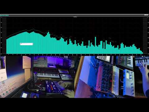 Live synth music / Arpeggio action