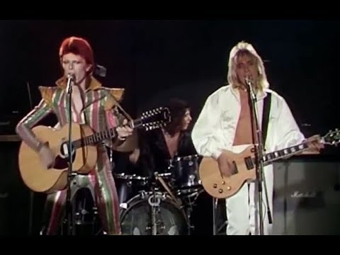 Space Oddity (Live) - David Bowie & Mick Ronson