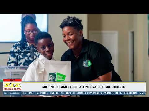 Sir Simeon Daniel Foundation Donates to 30 Students August 24, 2022
