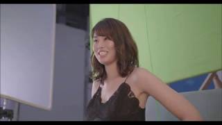 稲村亜美　黒のネグリジェ姿でボルダリング