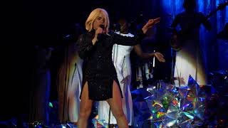 Paloma Faith - Make Your Own Kind of Music live Delamere Forest 10-06-18