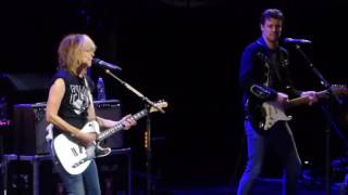 &quot;Holy Commotion&quot; The Pretenders@Wells Fargo Center Philadelphia 11/20/16