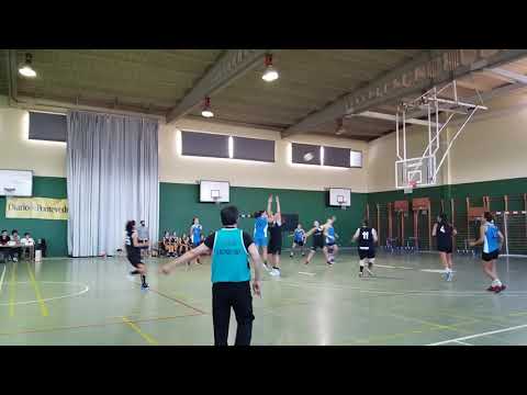 Final del partido Estudiantes -Salesianos Junior femenino