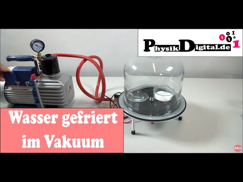 Rätsel: Wasser kocht erst und gefriert dann unter Vakuumglocke. Wie geht das?