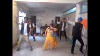 preview picture of video 'Harpreet Sajral's dance'