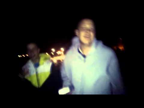 Chudini Mrowa Puczek - Zycia Wlasny Styl(OFFICIAL VIDEO)