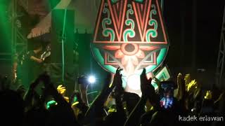 Download lagu Pohon Untuk Kehidupan, Iwan Fals Live in Bangli, Bali mp3