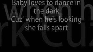 Lady Gaga - Dance in the dark + lyrics