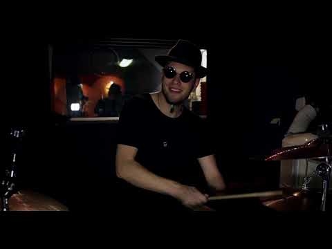 Nastyk Kritaczi ft  Rastamaniek, MarcePani   W Tobie ogień płonie prod  Maxiu Beats