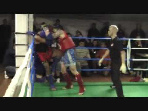 Rookie.Fights Ma: Andreas VS Topyrek: Runde 1