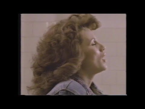download lagu mp3 mp4 La Signora Della Notte 1986, download lagu La Signora Della Notte 1986 gratis, unduh video klip La Signora Della Notte 1986