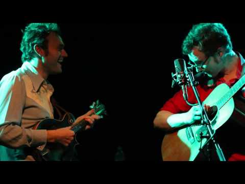 Chris Thile & Michael Daves Hornpipe Medley