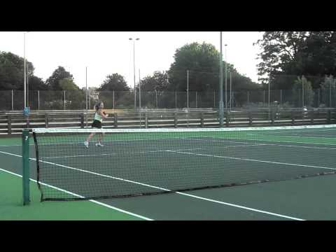download lagu mp3 mp4 Aase Tennis, download lagu Aase Tennis gratis, unduh video klip Aase Tennis