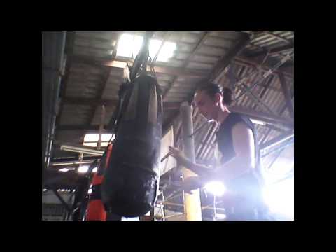 Sylvie's Tips - Basics of How to Avoid Kicking Knees In Muay Thai