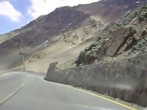 LOS CAMIONEROS - ARIEL FERRARI