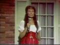 Loretta Lynn - You're Lookin' At Country