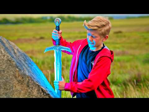 Ce jeune homme a trouvé une ÉPÉE LÉGENDAIRE et doit L’UTILISER pour vaincre des CHEVALIERS PUISSANTS