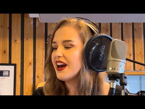 Beyonce - Love On Top (Cover by Flavia Andreea Sandu)