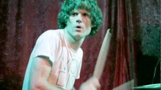 Deerhoof "Panda Panda Panda" - Live at Jive