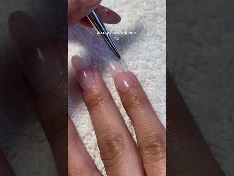 #nails this set reminds me of this emoji💌 #fyp #gelxnails #coquettenails #domyn