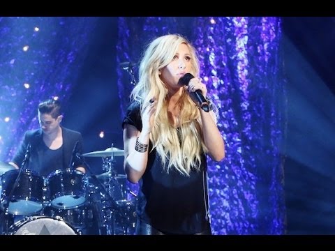 Ellie Goulding - Beating Heart