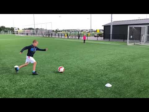 Juggling & shooting. Vlad 9YO. SV Meerkerk. Netherlands.