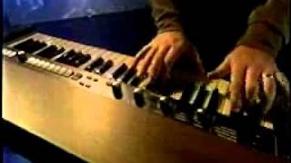 Video thumbnail for Roland VK8 by JamnettVideos