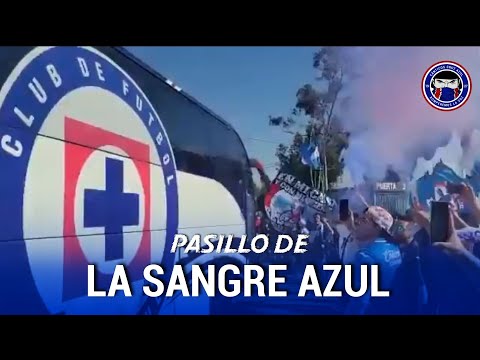 "La Sangre Azul - Pasillo vs Monterrey - CL23" Barra: La Sangre Azul • Club: Cruz Azul • País: México
