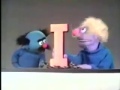 Classic Sesame Street Harvey Kneeslapper I On Your Hat Prank