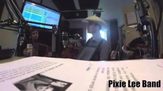 Pixie Lee Band, Bee de la manche